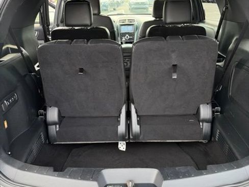 Used 2019 Ford Explorer Platinum AWD/4WD image 24