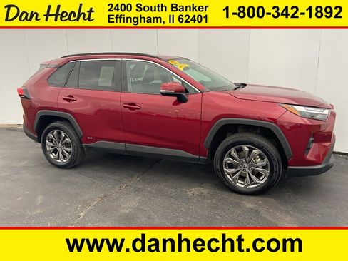 Certified 2022 Toyota RAV4 XLE Premium image 1