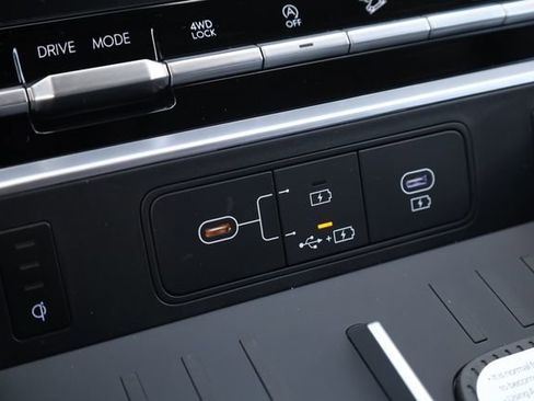 New 2026 Hyundai Santa Fe Limited AWD/4WD image 19