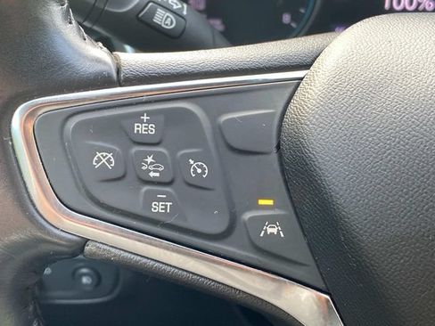 Used 2021 Chevrolet Equinox LT FWD image 19