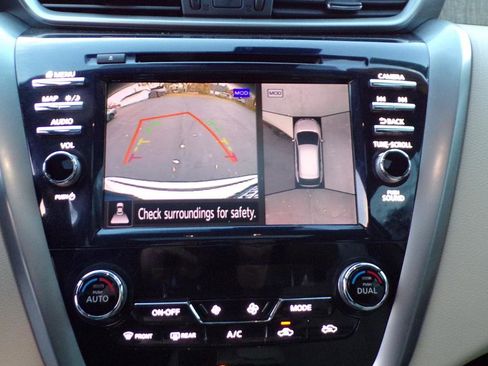 Used 2023 Nissan Murano SL w/ SL Moonroof Package AWD/4WD image 19
