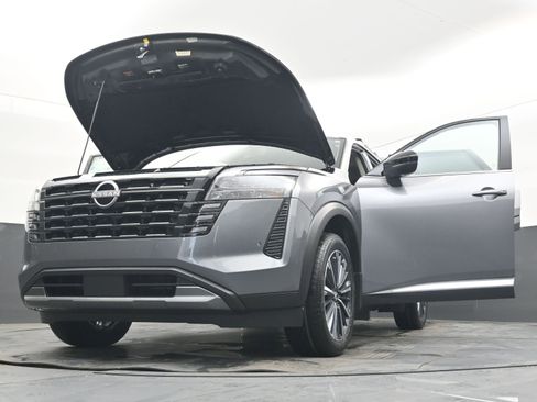 New 2026 Nissan Pathfinder Platinum FWD image 42