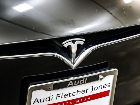 Used 2019 Tesla Model S Long Range image 13