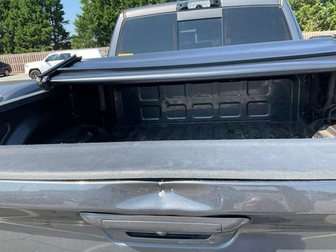 Used 2022 RAM 2500 Laramie AWD/4WD image 7