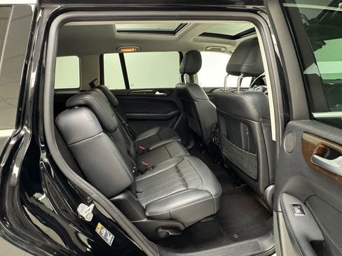 Used 2018 Mercedes-Benz GLS 450 4MATIC image 18