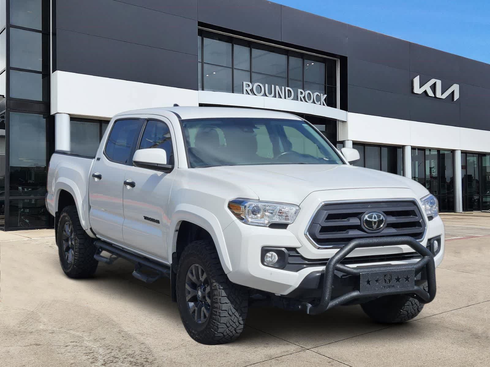 Used 2023 Toyota Tacoma SR5 RWD image 3