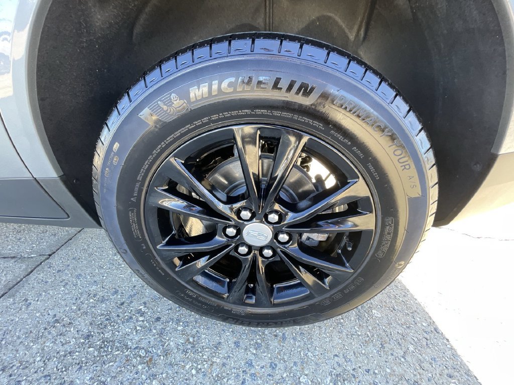 Certified 2025 Cadillac XT5 Luxury FWD image 32