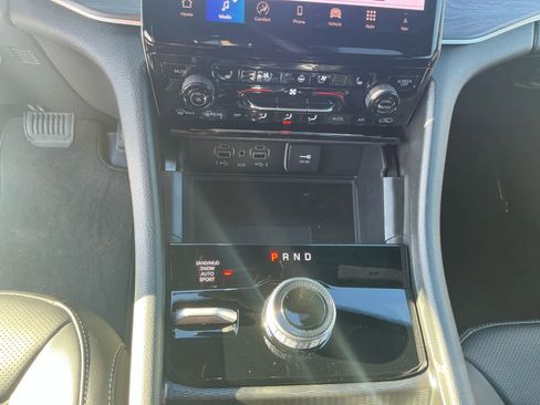 New 2025 Jeep Grand Cherokee L Limited image 23