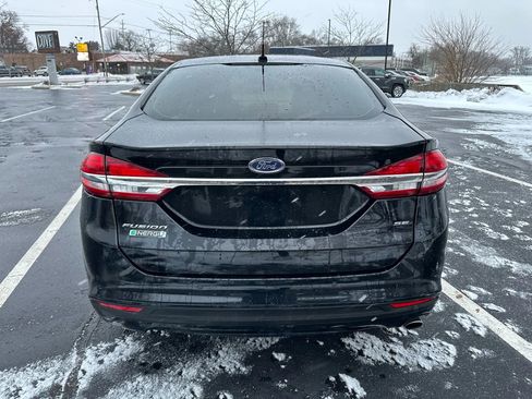Used 2017 Ford Fusion Energi SE image 6