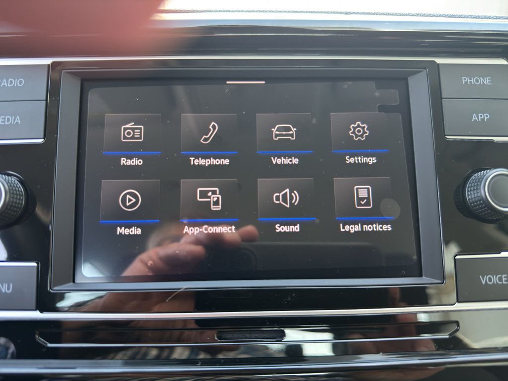 Used 2024 Volkswagen Taos S AWD/4WD image 18