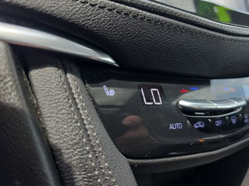 Used 2020 Cadillac XT5 Sportv AWD/4WD image 29