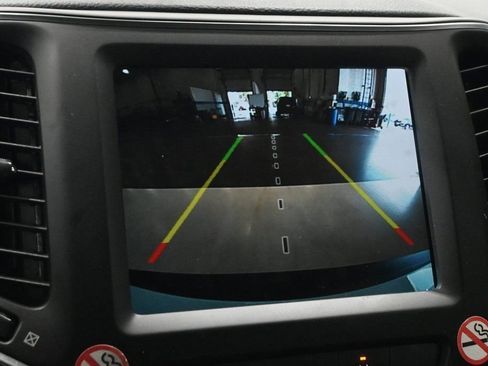 Certified 2023 Jeep Cherokee Altitude Lux image 12