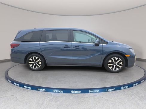 Used 2025 Honda Odyssey EX-L image 5