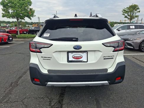 Used 2024 Subaru Outback Touring XT AWD/4WD image 5