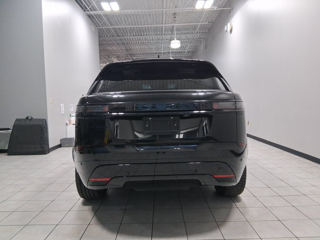 Used 2025 Land Rover Range Rover Velar Dynamic SE AWD/4WD image 6