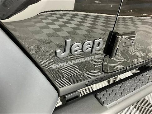 New 2025 Jeep Wrangler Sport S image 9