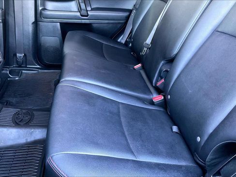 Used 2020 Toyota 4Runner TRD Off-Road Premium w/ Moonroof Package image 17