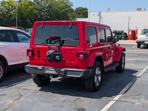 Used 2021 Jeep Wrangler Unlimited Sahara AWD/4WD image 3