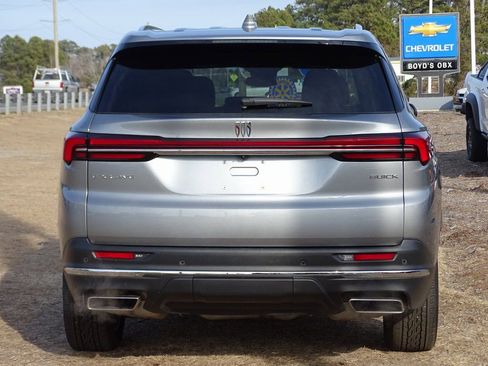 Used 2025 Buick Enclave Preferred image 5