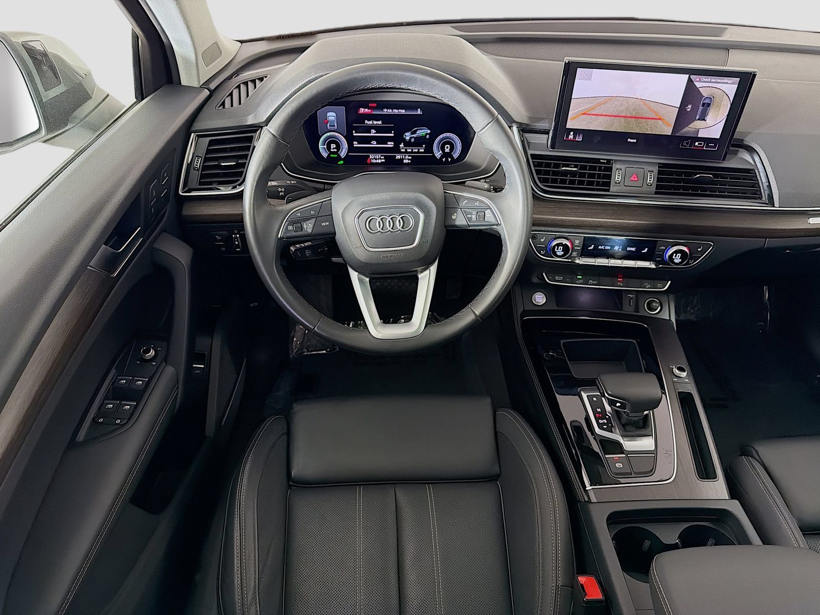 Used 2023 Audi Q5 e Premium Plus w/ Premium Plus Package AWD/4WD image 24