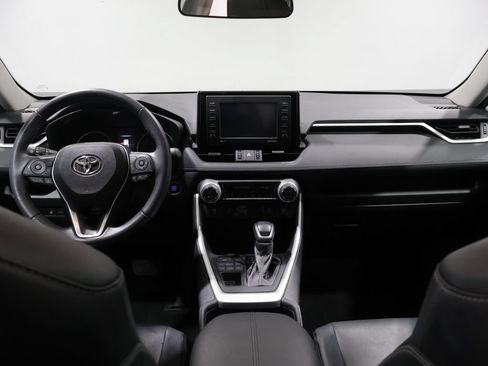 Used 2021 Toyota RAV4 XLE Premium AWD/4WD image 16