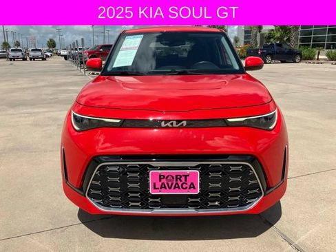 Used 2025 Kia Soul GT-Line w/ GT-Line Technology Package FWD image 2