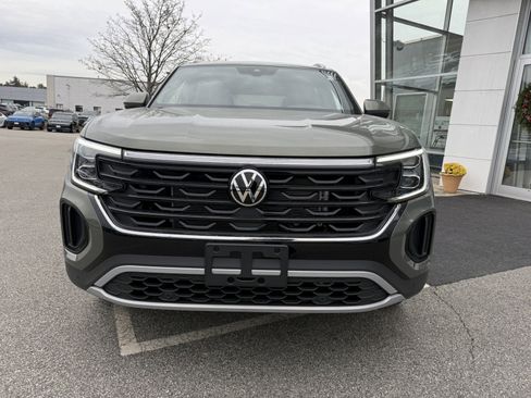 New 2026 Volkswagen Atlas Cross Sport SE image 10