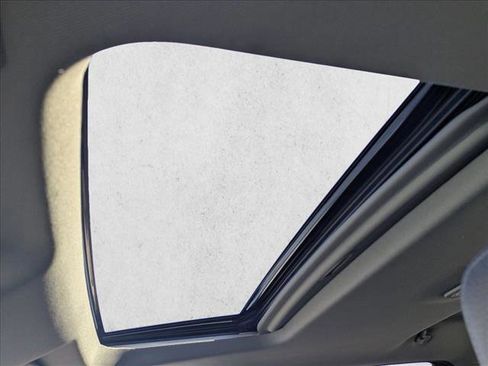 Used 2021 GMC Sierra 2500 Denali w/ Denali Ultimate Package image 16