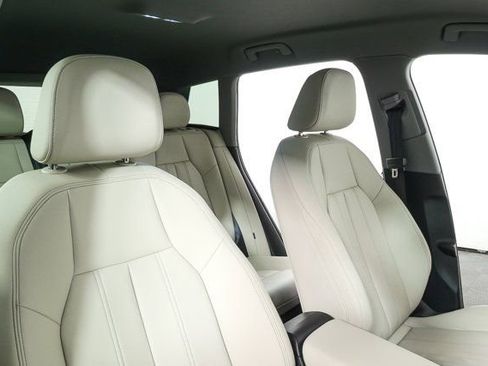 Certified 2025 Audi Q6 e-tron Premium w/ Convenience Package image 22