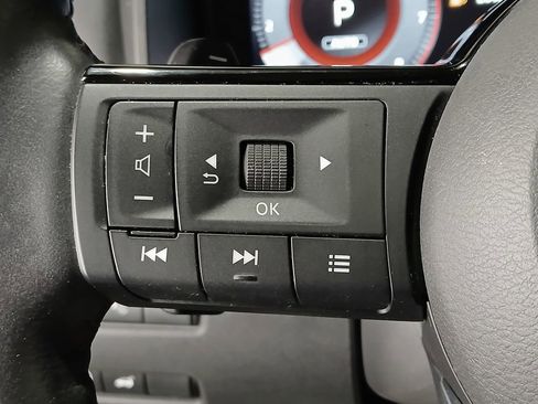 Used 2023 Nissan Rogue Platinum w/ Platinum Premium Package image 28