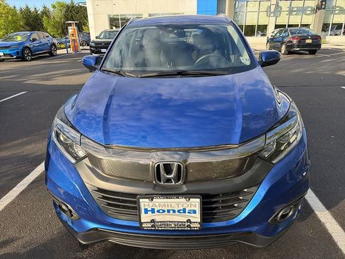 Used 2022 Honda HR-V EX image 2