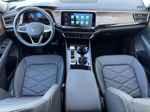 New 2026 Volkswagen Atlas SE image 11