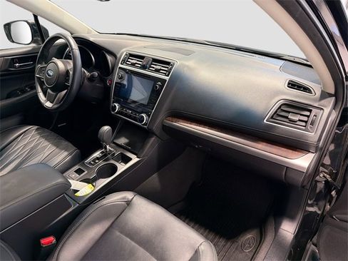Used 2018 Subaru Outback 2.5i Limited w/ Popular Package #2 image 25