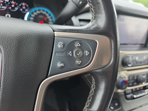 Used 2020 GMC Yukon Denali w/ Denali Premium Package AWD/4WD image 21