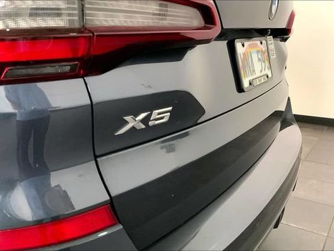 Used 2022 BMW X5 xDrive40i w/ M Sport Package AWD/4WD image 31