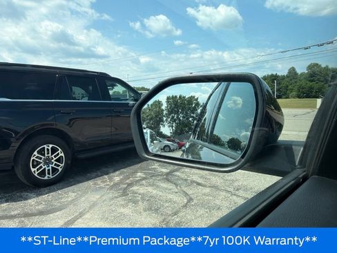 Used 2025 Ford Explorer ST-Line w/ Premium Package AWD/4WD image 15