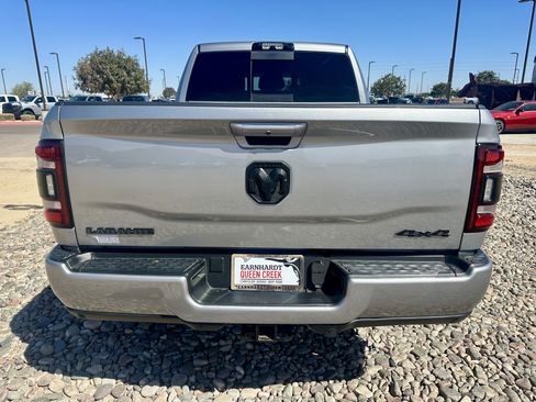 Used 2022 RAM 3500 Laramie AWD/4WD image 4