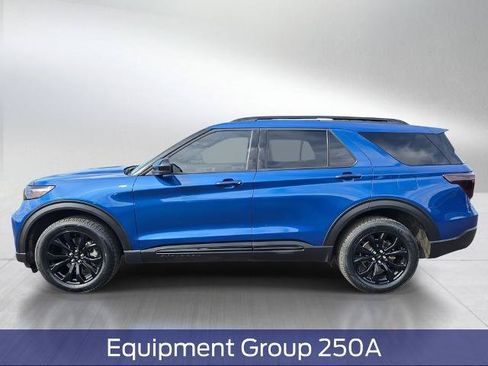 Certified 2023 Ford Explorer ST-Line AWD/4WD image 4
