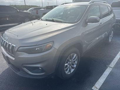 Used 2020 Jeep Cherokee Latitude Plus w/ Comfort/Convenience Group
