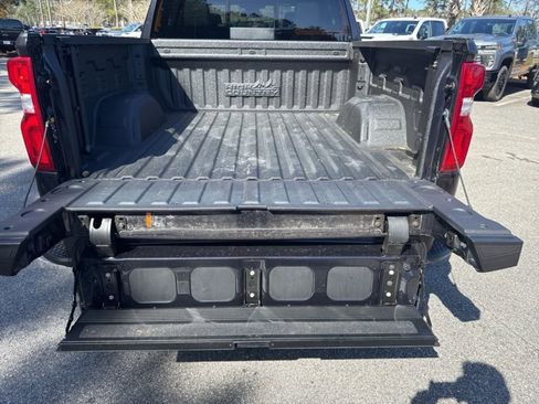 Used 2024 Chevrolet Silverado 1500 High Country w/ High Country Premium Package image 22