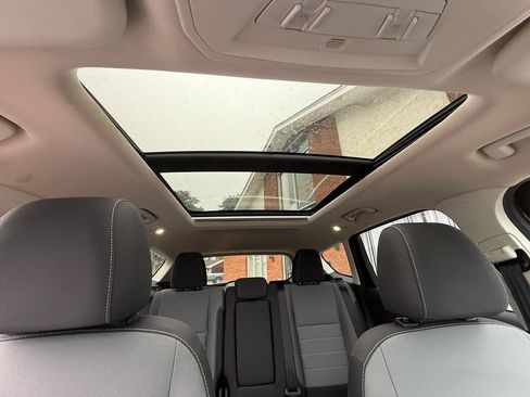 Used 2016 Ford Escape SE w/ Equipment Group 201A AWD/4WD image 19