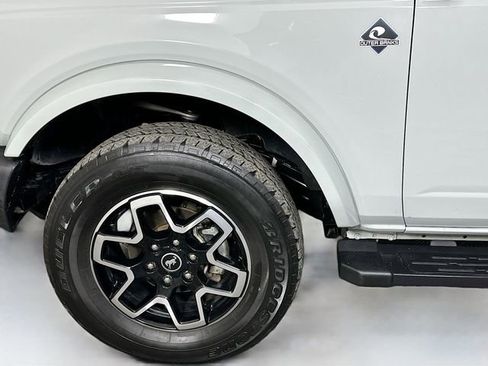 Certified 2023 Ford Bronco Outer Banks AWD/4WD image 38
