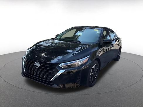 Used 2025 Nissan Sentra SV image 6