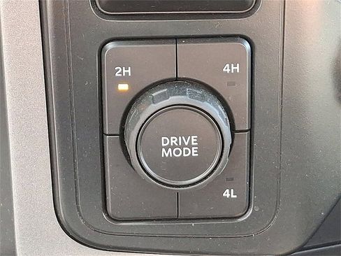 Certified 2022 Ford F150 XLT w/ Equipment Group 302A High image 25