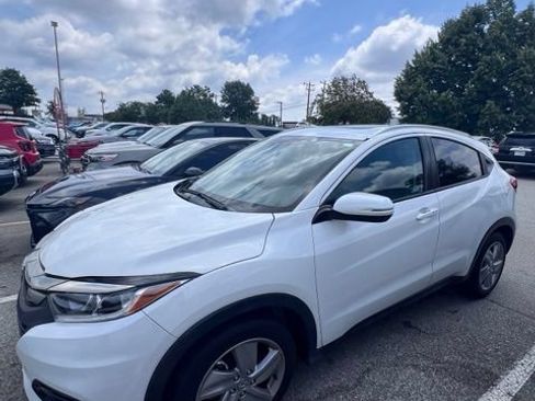 Used 2019 Honda HR-V EX-L image 1