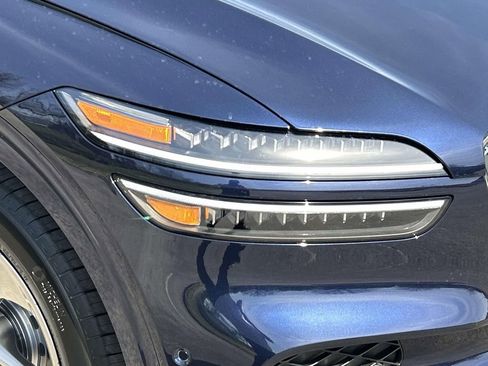 New 2026 Genesis GV70 2.5T Select AWD/4WD image 10