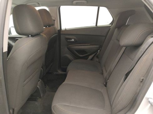 Used 2020 Chevrolet Trax LS w/ Tint and Cruise Package FWD image 18