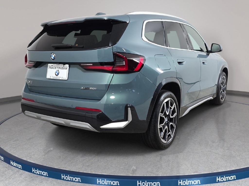 Certified 2026 BMW X1 xDrive28i w/ Technology Package AWD/4WD image 5