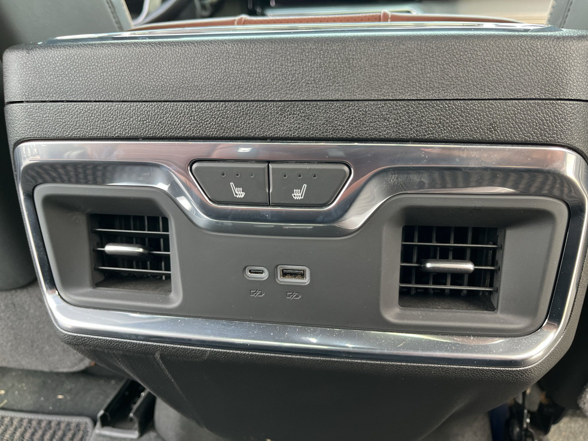 Used 2025 GMC Sierra 2500 Denali Ultimate AWD/4WD image 51