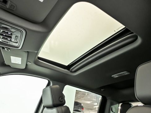 New 2026 GMC Sierra 1500 Denali AWD/4WD image 10